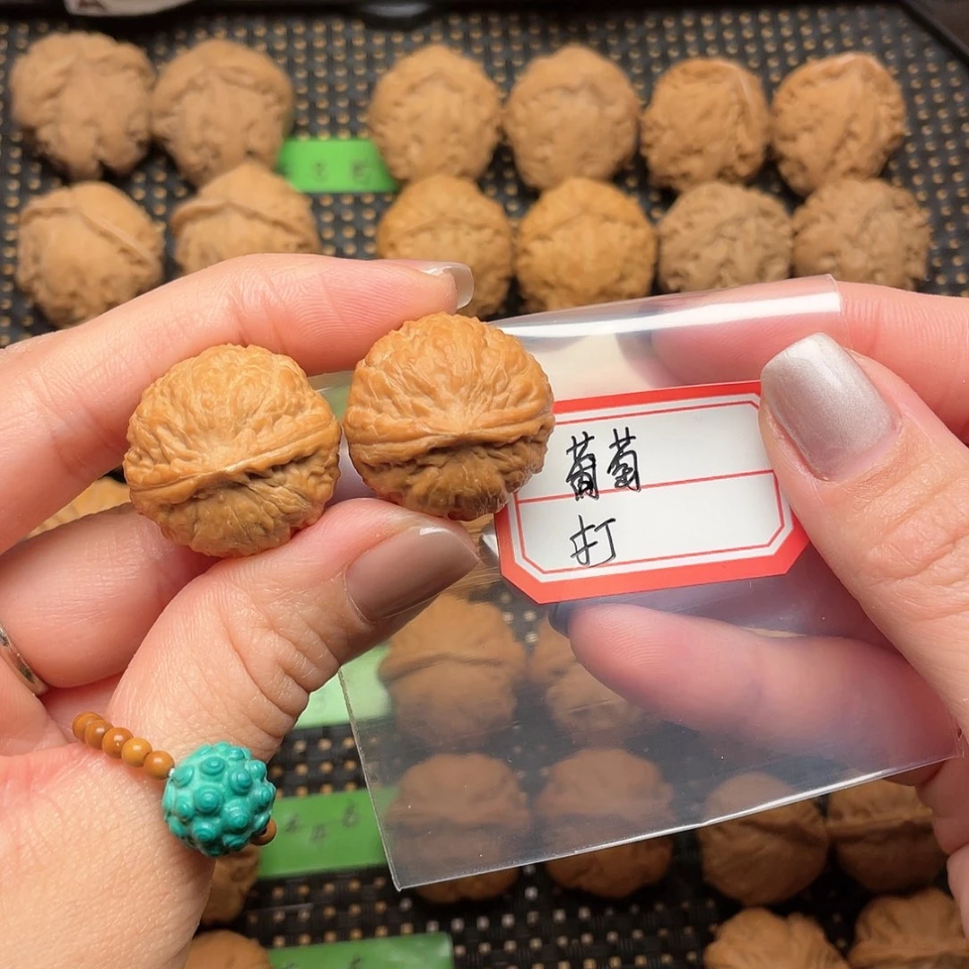 文玩核桃吊坠葡*24尺全品水晶小苹果