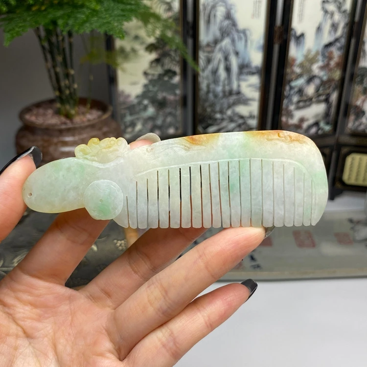 毛货 黄加绿飘绿三彩玉梳挂件手把件 天然翡翠A货