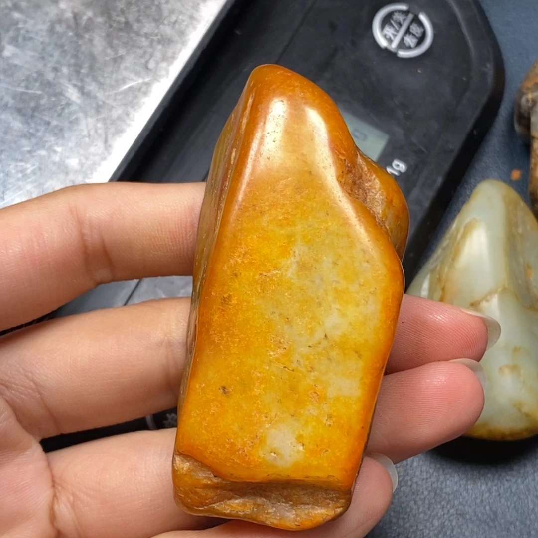 和田玉（糖玉）未镶嵌挂件