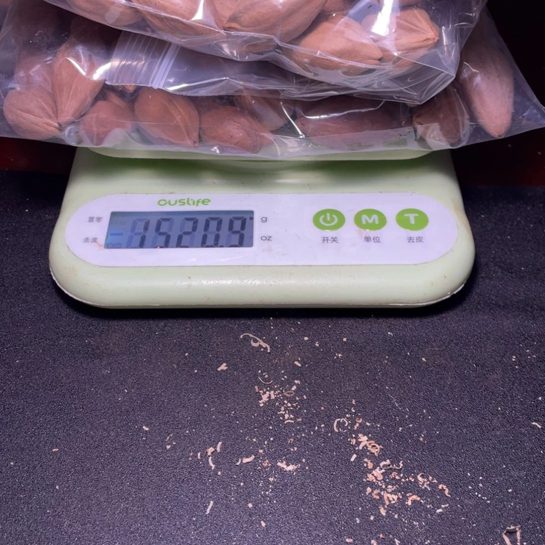 上***者橄榄核吊坠不退不换