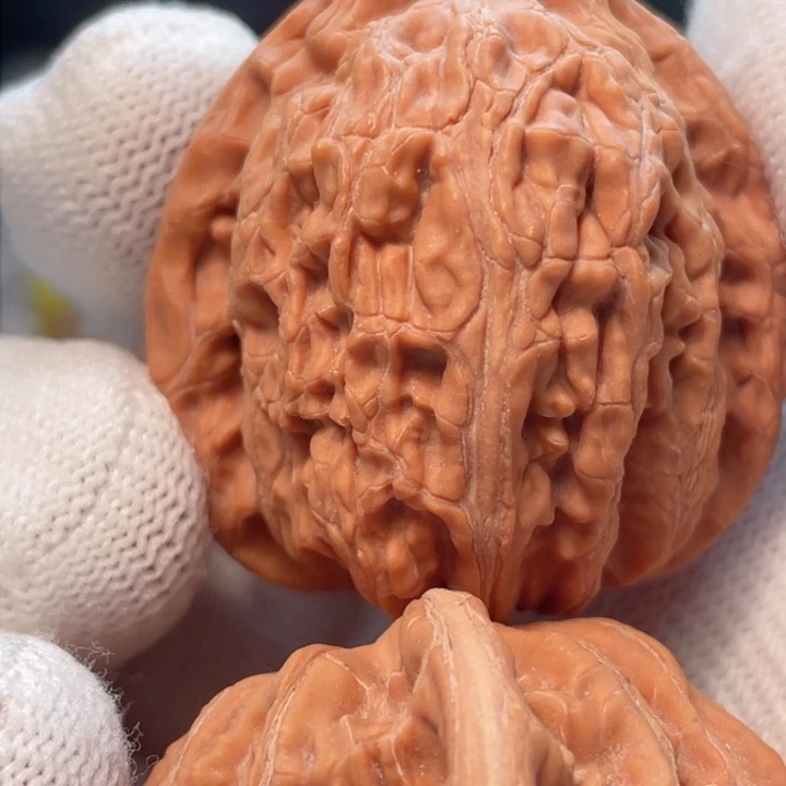 文玩核桃把件僧帽