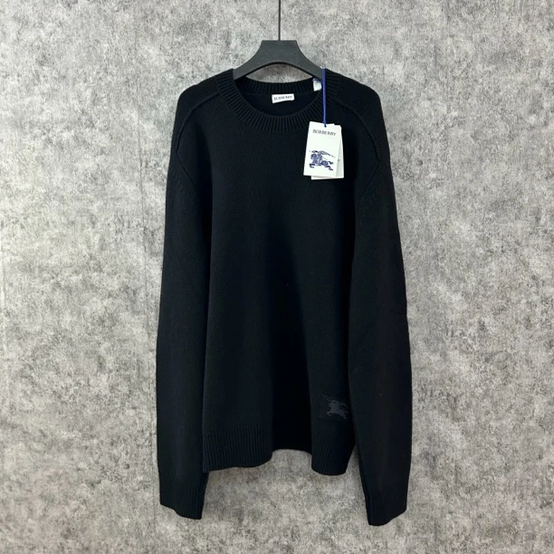 未使用 BURBERRY/博柏利 Burberry在售款黑色战马羊绒毛衣