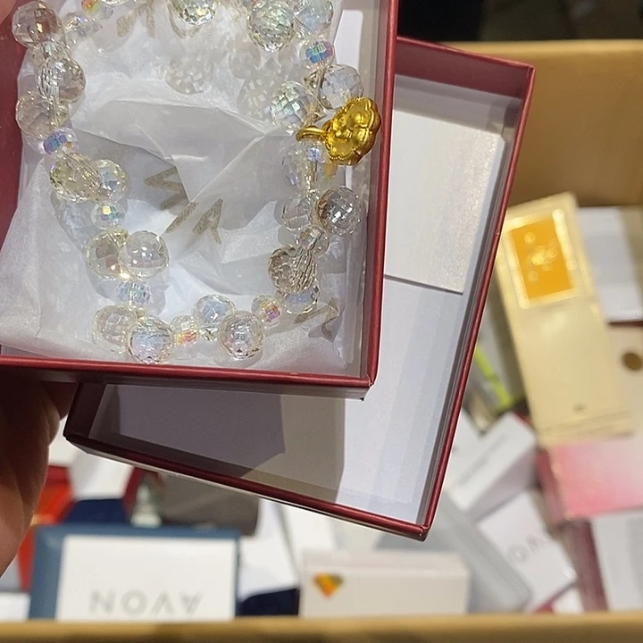 大****AVON中古饰品香水礼盒装