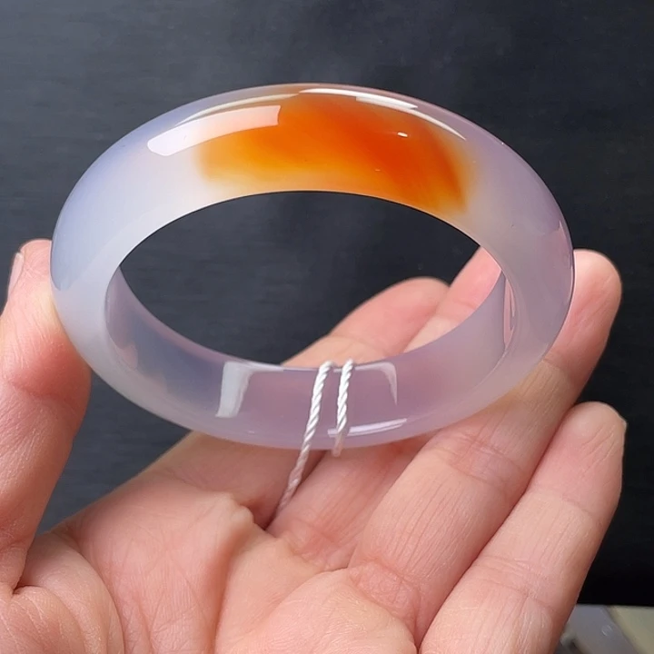 晶***然玛瑙/玉髓未镶嵌手镯53圈口