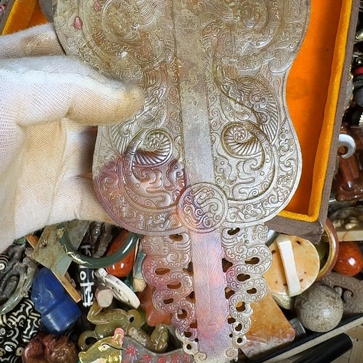 适***王和田玉（糖玉）未镶嵌挂件