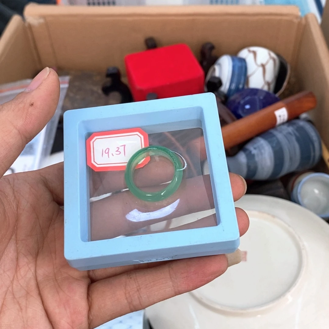 瓷片哈哈哈哈太开心哈哈