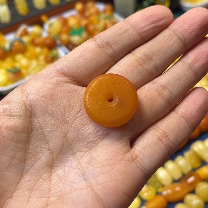 琥珀未镶嵌裸石卡24老蜡橘皮平安扣