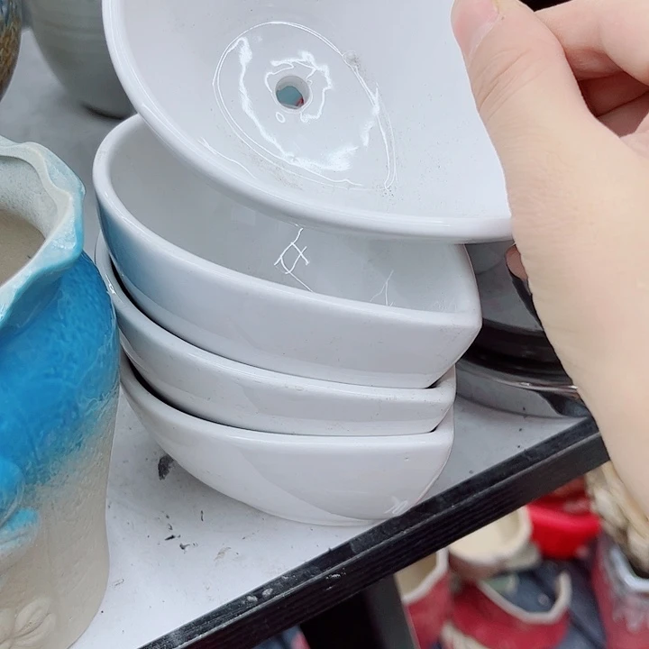 多肉绿植陶瓷花盆9.9包邮，有孔