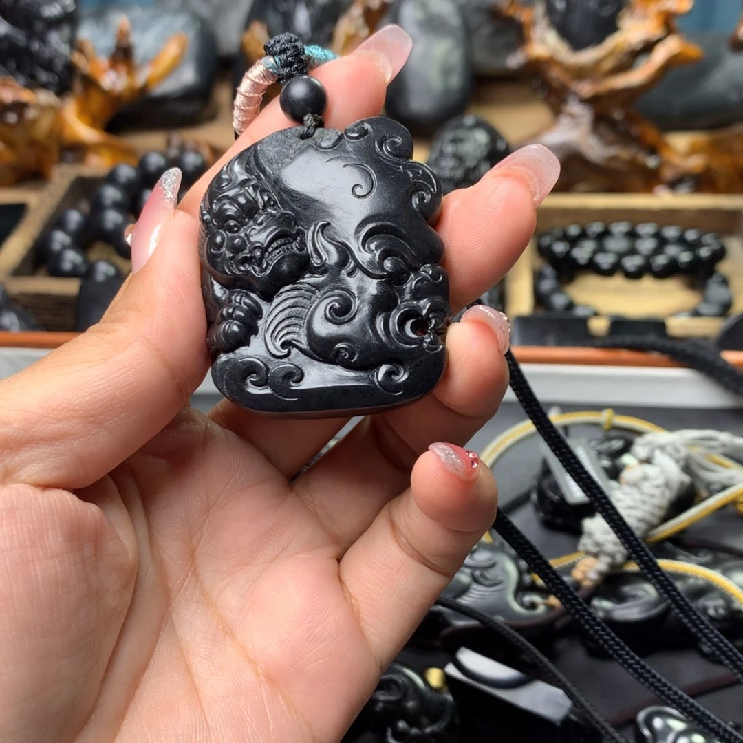 和田玉（墨玉）手链未镶嵌年**年