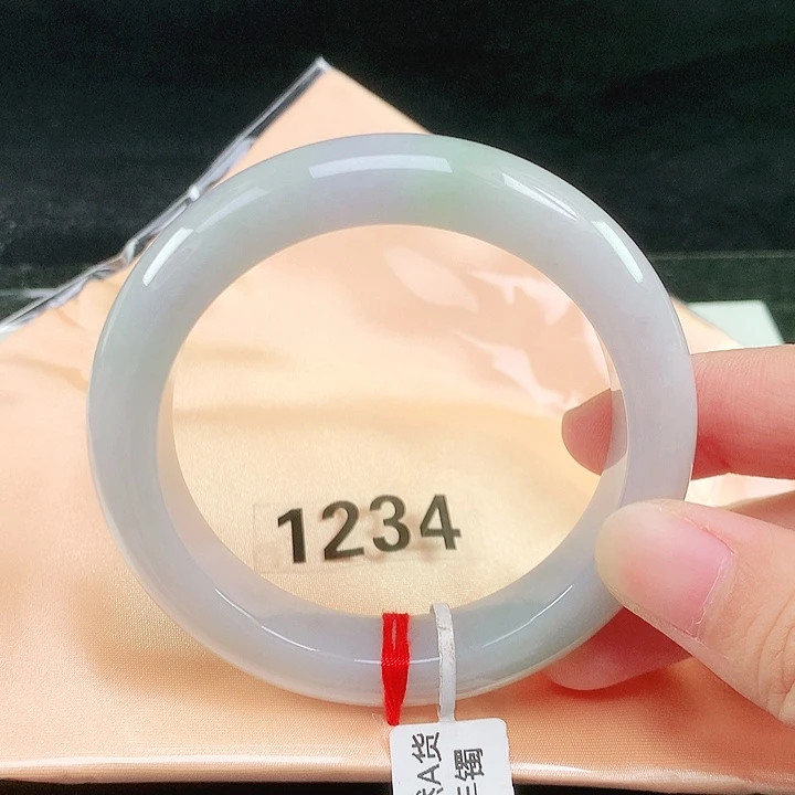 未镶嵌手镯翡翠翡翠手镯