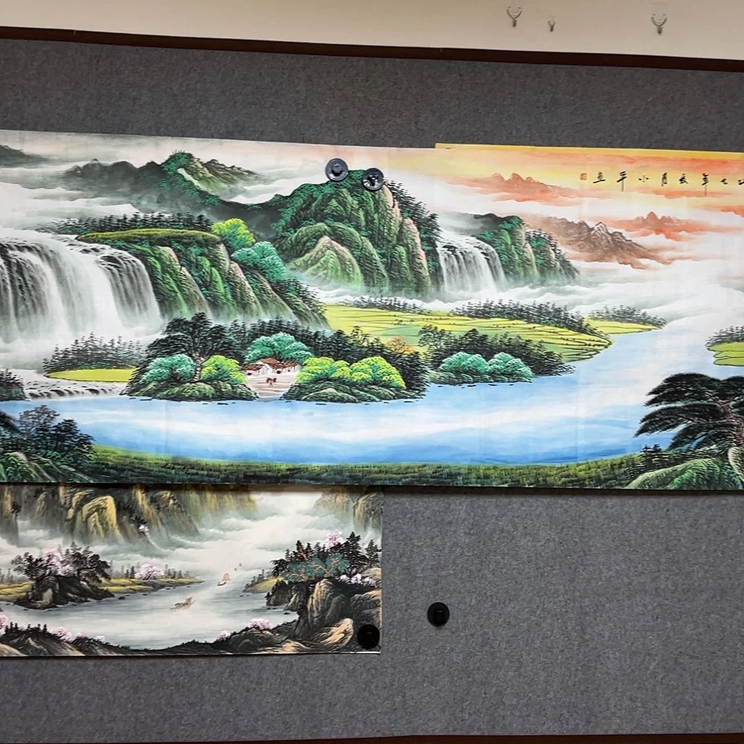 滢***滢国画3.6米长的宝地生金