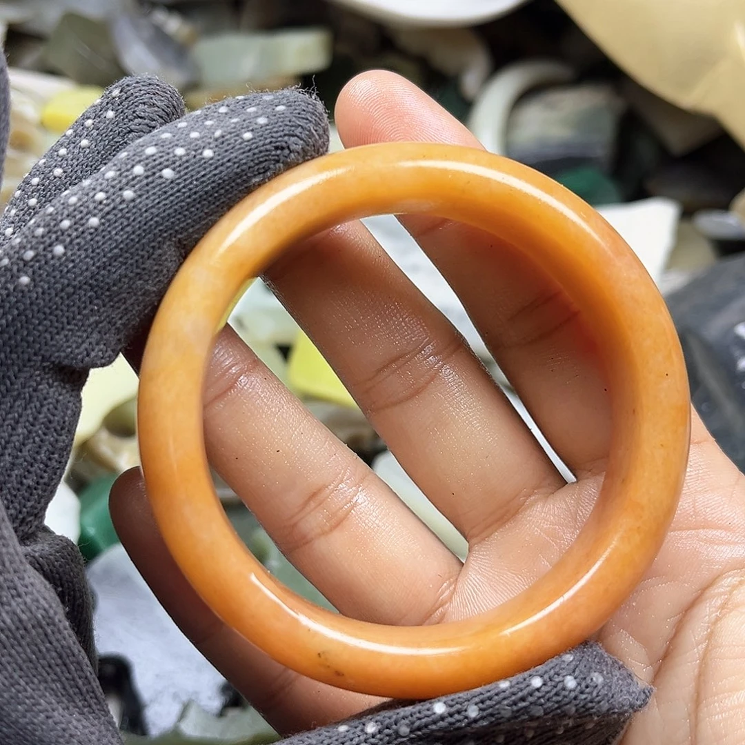 颈饰未镶嵌石英岩玉57