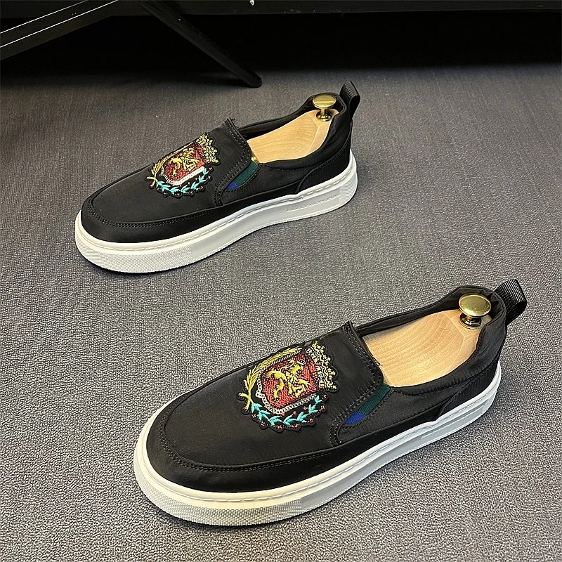 HARLEY SASI/哈雷萨斯男士低帮纯色软底英伦时尚夏季透气帆布鞋子