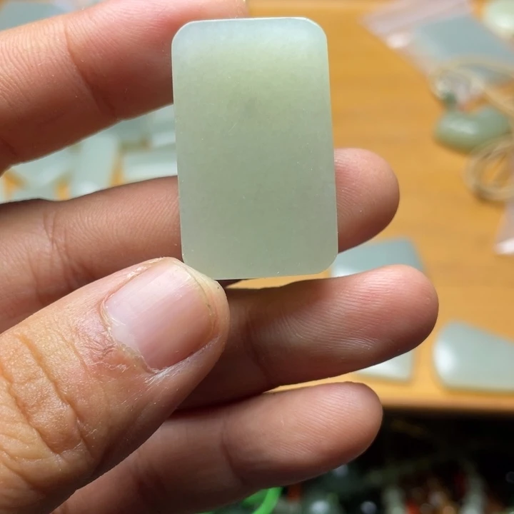 未镶嵌和田玉珠宝半成品