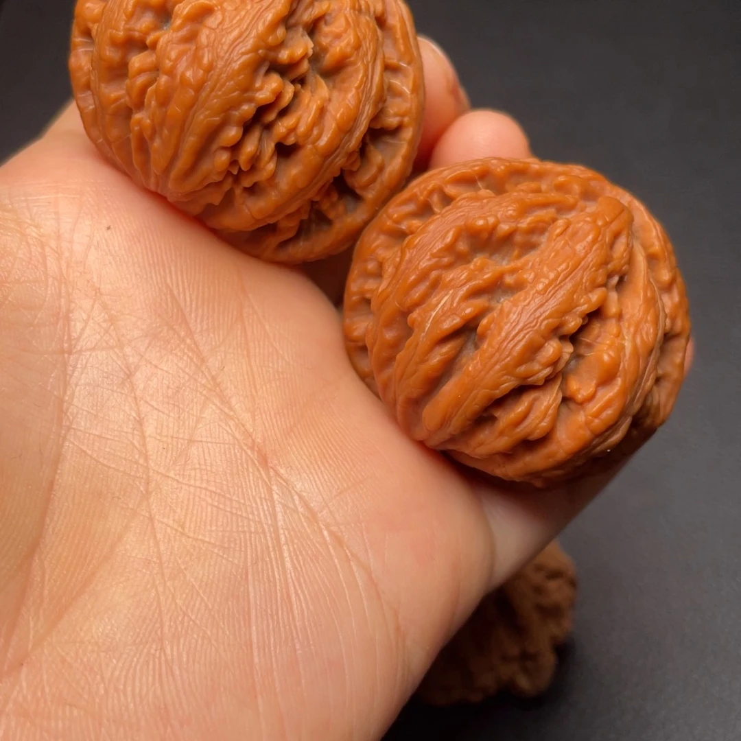 文玩核桃把件秦岭山脉核桃