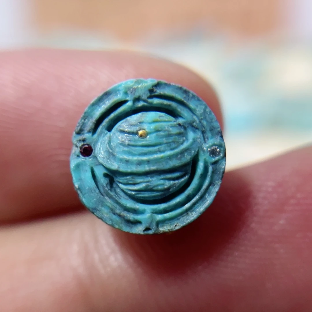 绿松石配饰未镶嵌