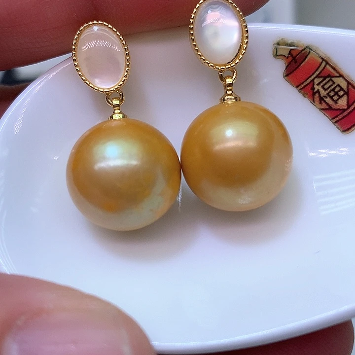 银S925镶嵌耳饰淡水珍珠