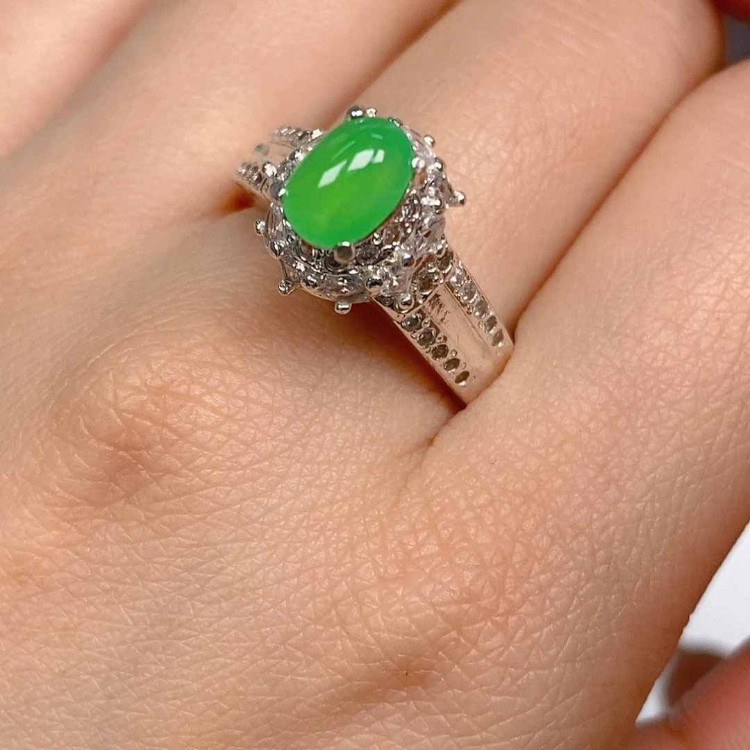 翡翠戒指未镶嵌翡翠