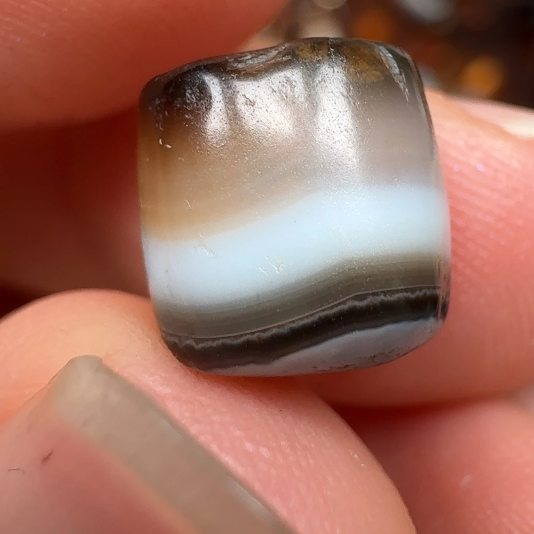 玛瑙/玉髓吊坠(赠链)未镶嵌水****）