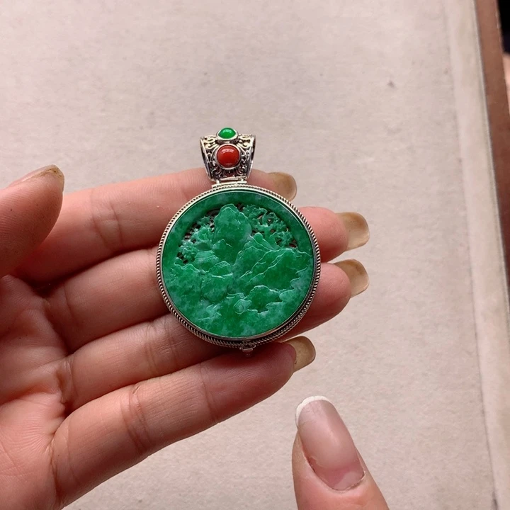 玉***缘翡翠银S925镶嵌颈饰666