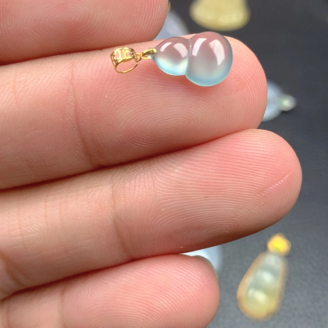 【闪购商品】颈饰18K金镶嵌翡翠翡翠