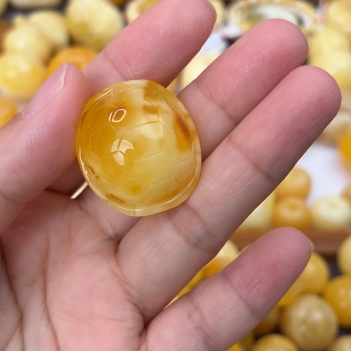 麦****未镶嵌蜜蜡珠宝奇石富甲