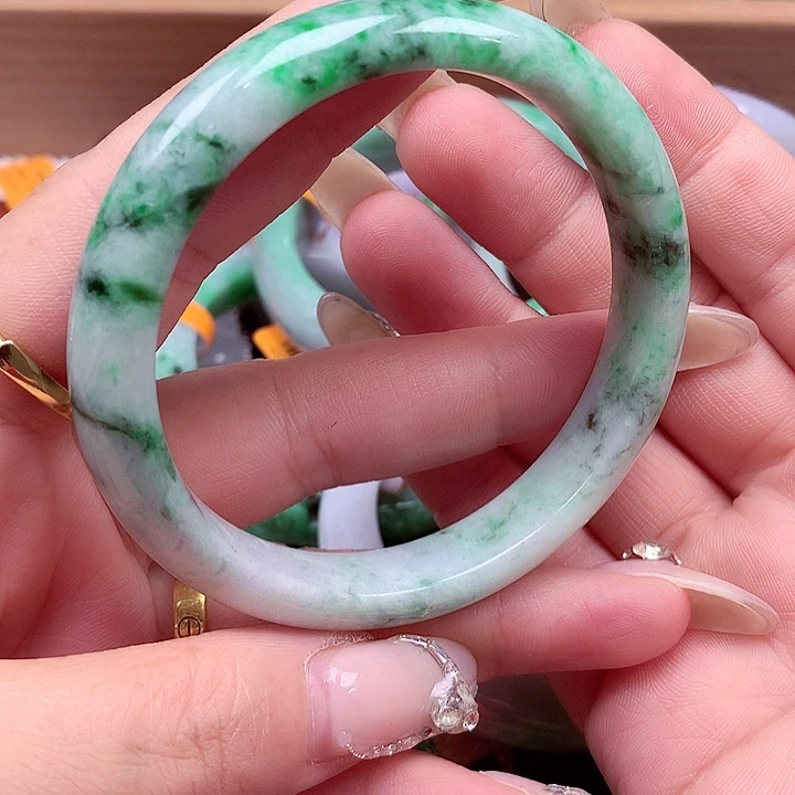 未镶嵌手镯翡翠翡翠手镯