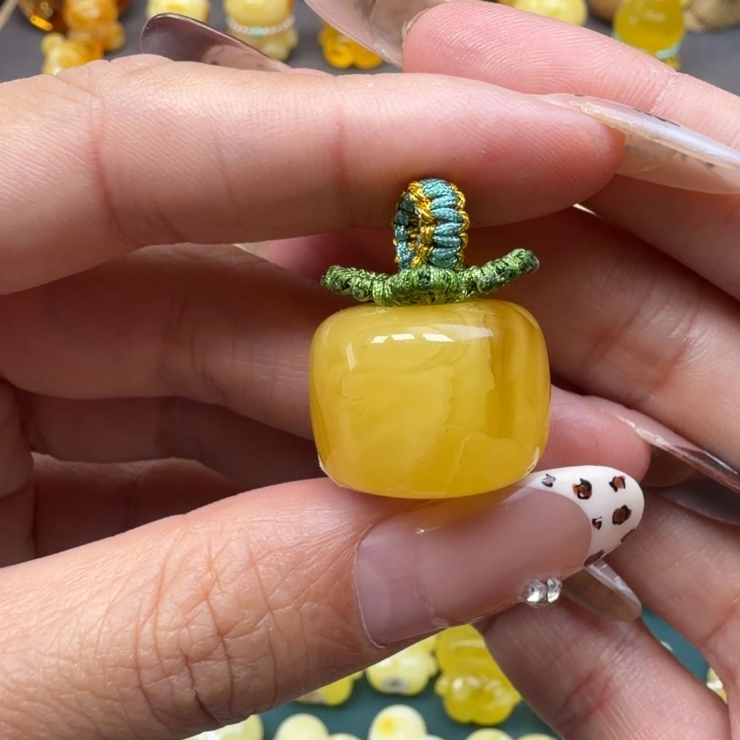 琥珀未镶嵌裸石蜜蜡