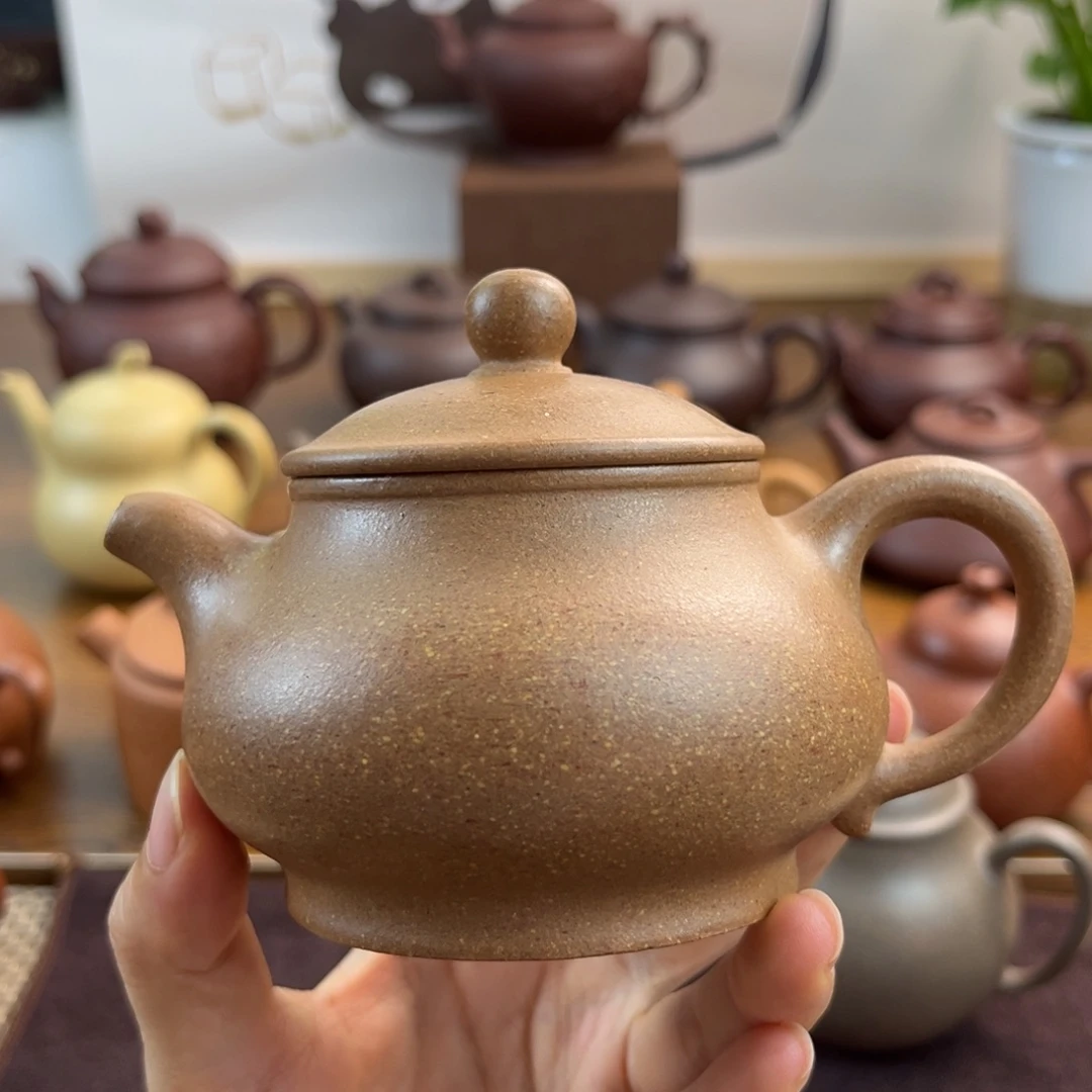 茶壶紫砂手工制作工艺精湛壶嘴微瑕