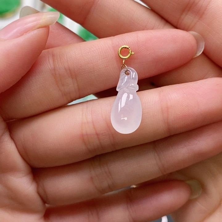 翡翠未镶嵌颈饰吊坠