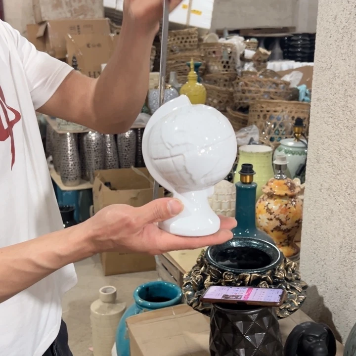 瓶高度15厘米宽度13厘米微瑕捡漏