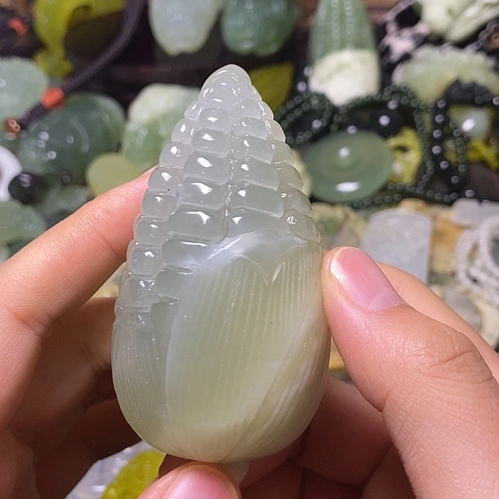 岫玉未镶嵌岫玉颈饰