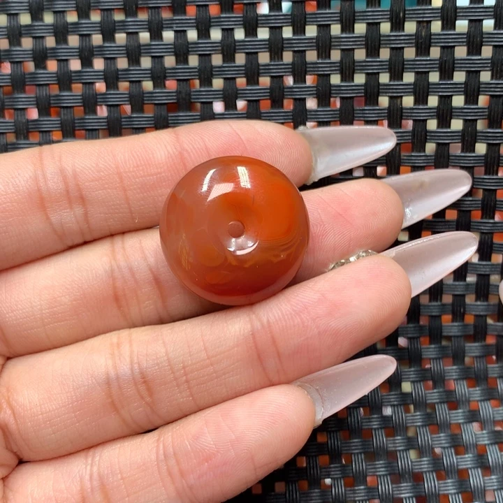 南红玛瑙配饰未镶嵌