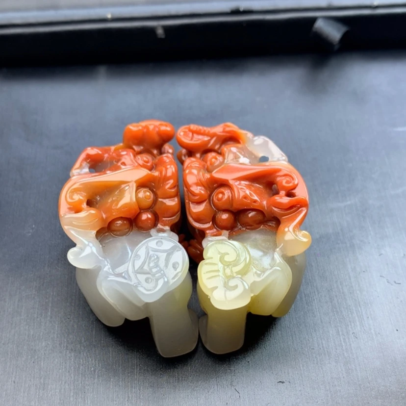 【闪购商品】未镶嵌石英质玉（黄龙玉）颈饰阿*的