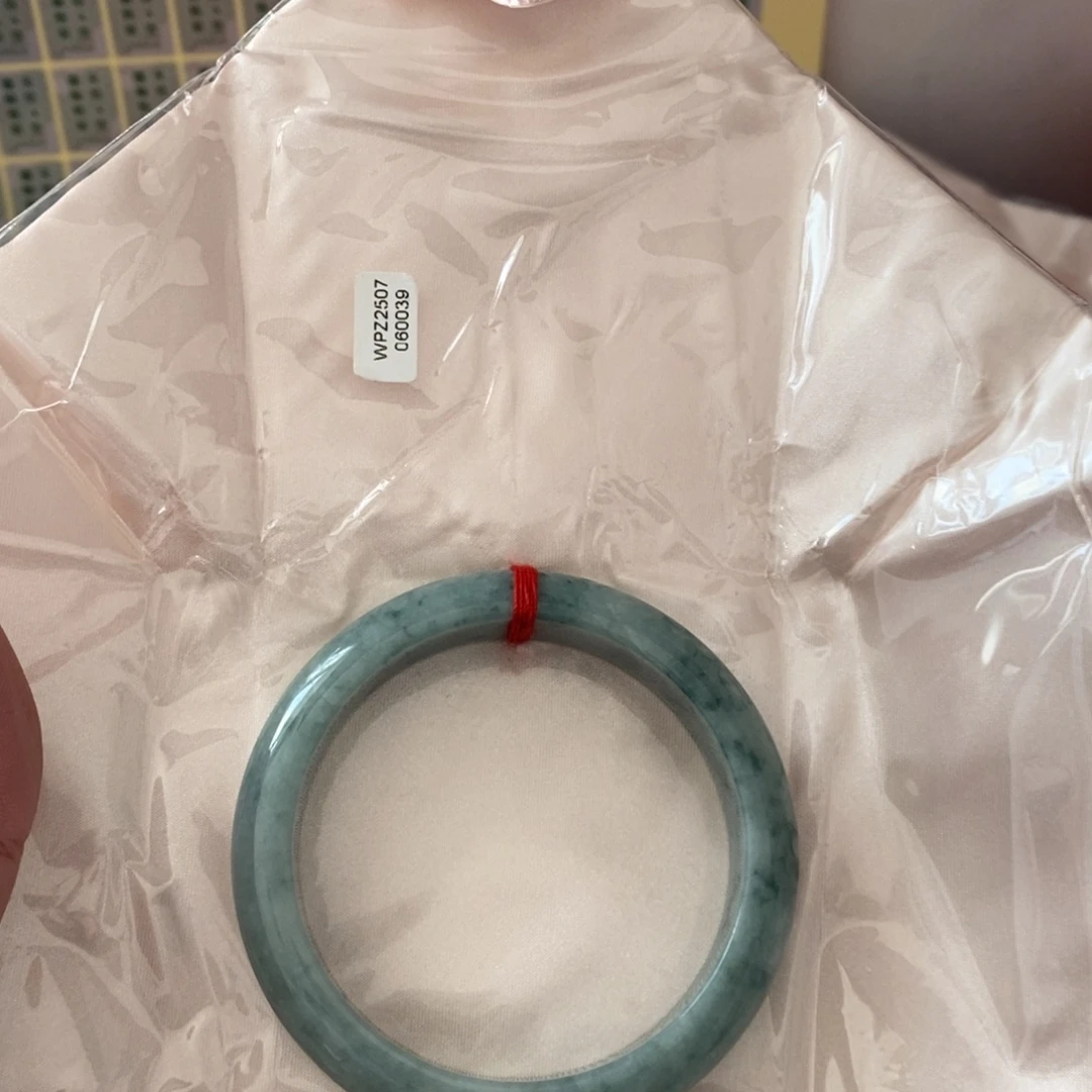 风***浅翡翠未镶嵌手镯59
