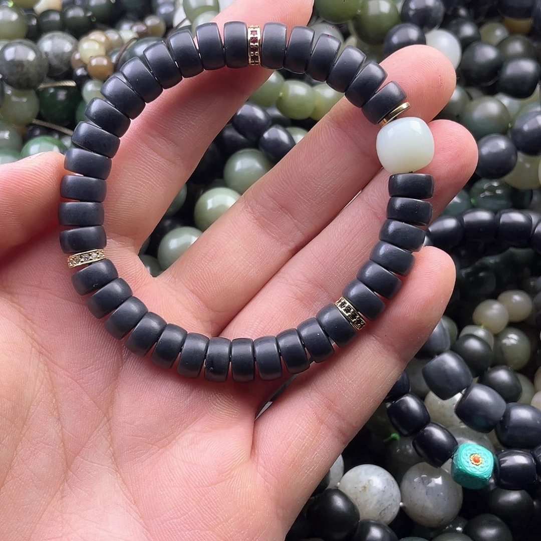 和田玉手串未镶嵌