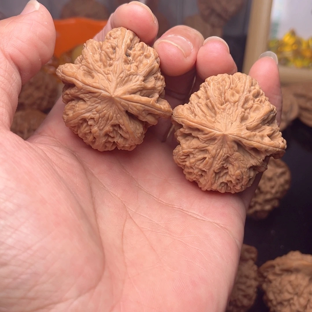 文玩核桃把件44球筋