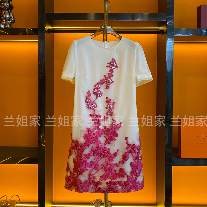 【穿花纳锦】2025新款轻奢小众名媛欧美风圆领短袖欧根纱剪连衣裙