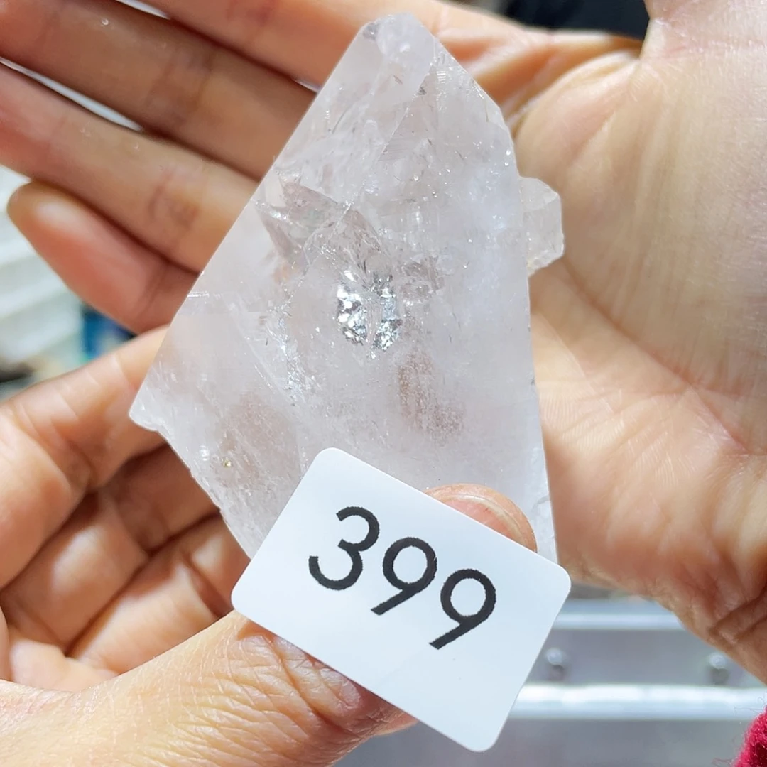 水晶摆件…….未镶嵌