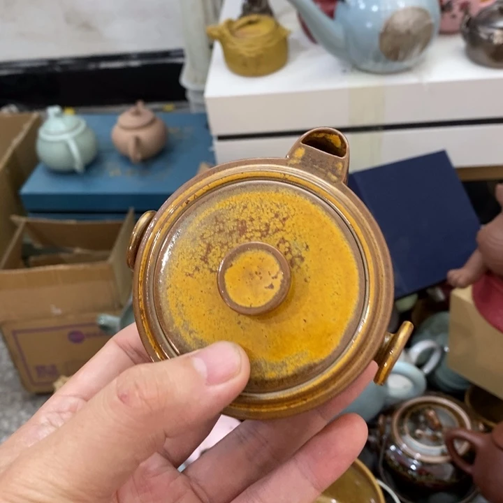 陶瓷艺术品及陶瓷壶壶