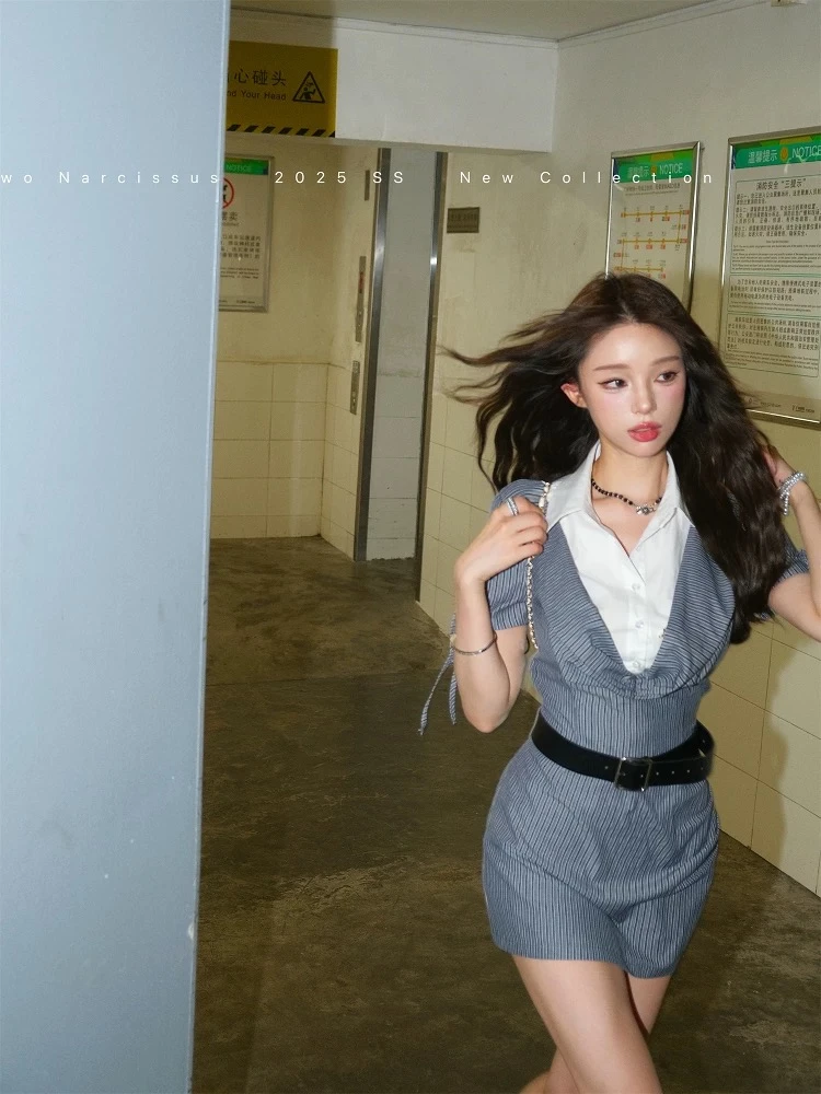 两只水仙 反派特工 假两件条纹拼接衬衫荡领连衣裙女收腰显瘦短裙