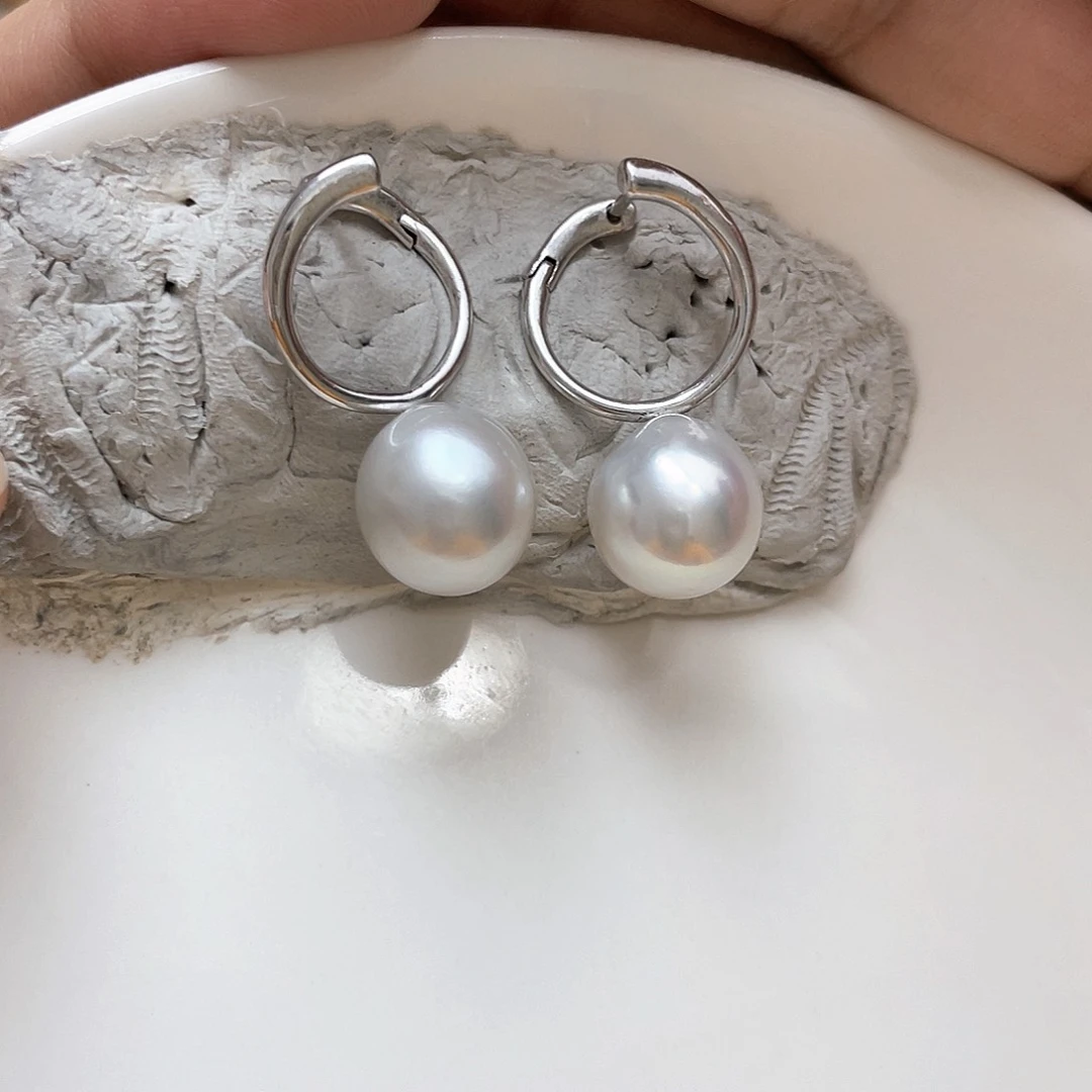 银S925镶嵌海水珍珠耳饰R***e