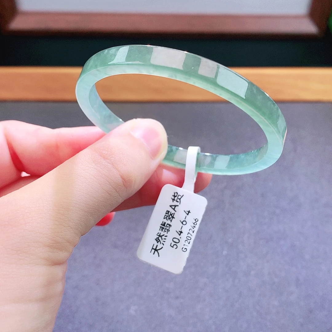未镶嵌手镯翡翠天然翡翠