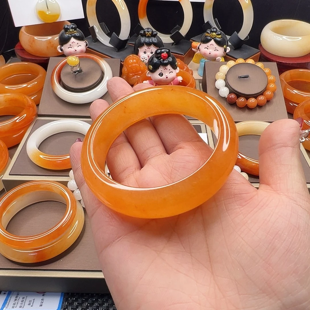 石英质玉（黄龙玉）未镶嵌手镯包容福利60.6