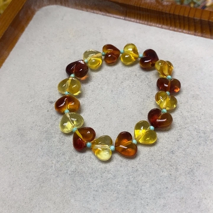 未镶嵌蜜蜡裸石串