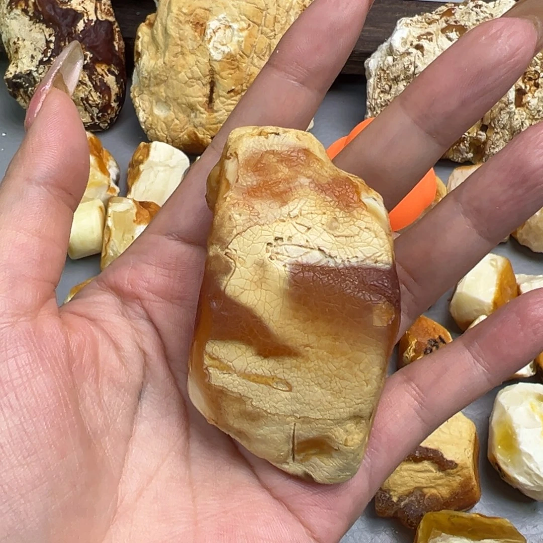 h***a定制琥珀未镶嵌蜜蜡
