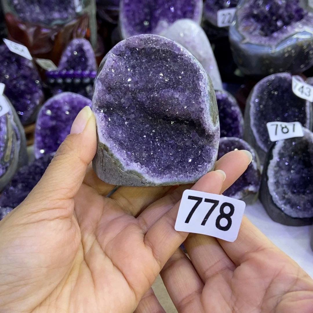 未镶嵌大型摆件（非配饰）水晶