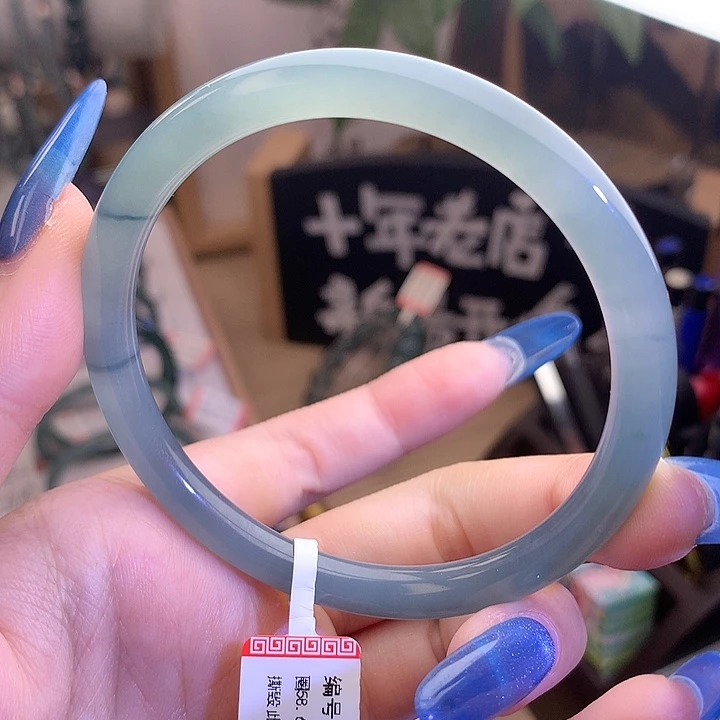 翡翠未镶嵌手镯59