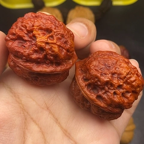 文玩核桃把件39尺蛤蟆头