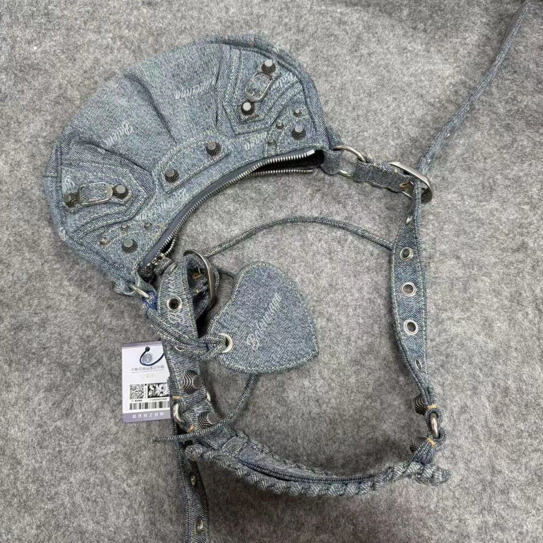 Balenciaga/巴黎世家 单肩包 单肩包 包展链接 ww6018/2509